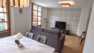 Apartamento Deluxe, baño privado (Jurásico) | Salón