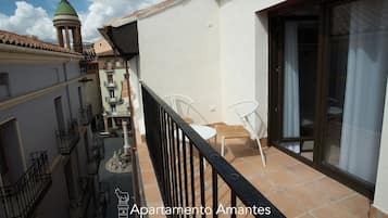 Penthouse, Ensuite, City View (Amantes) | Room amenity