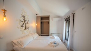 Loftsleilighet, eget bad, byutsikt (Amantes) | Romfasilitet