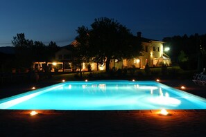 Pool - LA BOUTIQUE DEL CARDINALE (Bibbiena)