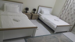 4 soverom, safe på rommet, strykejern/-brett og wi-fi