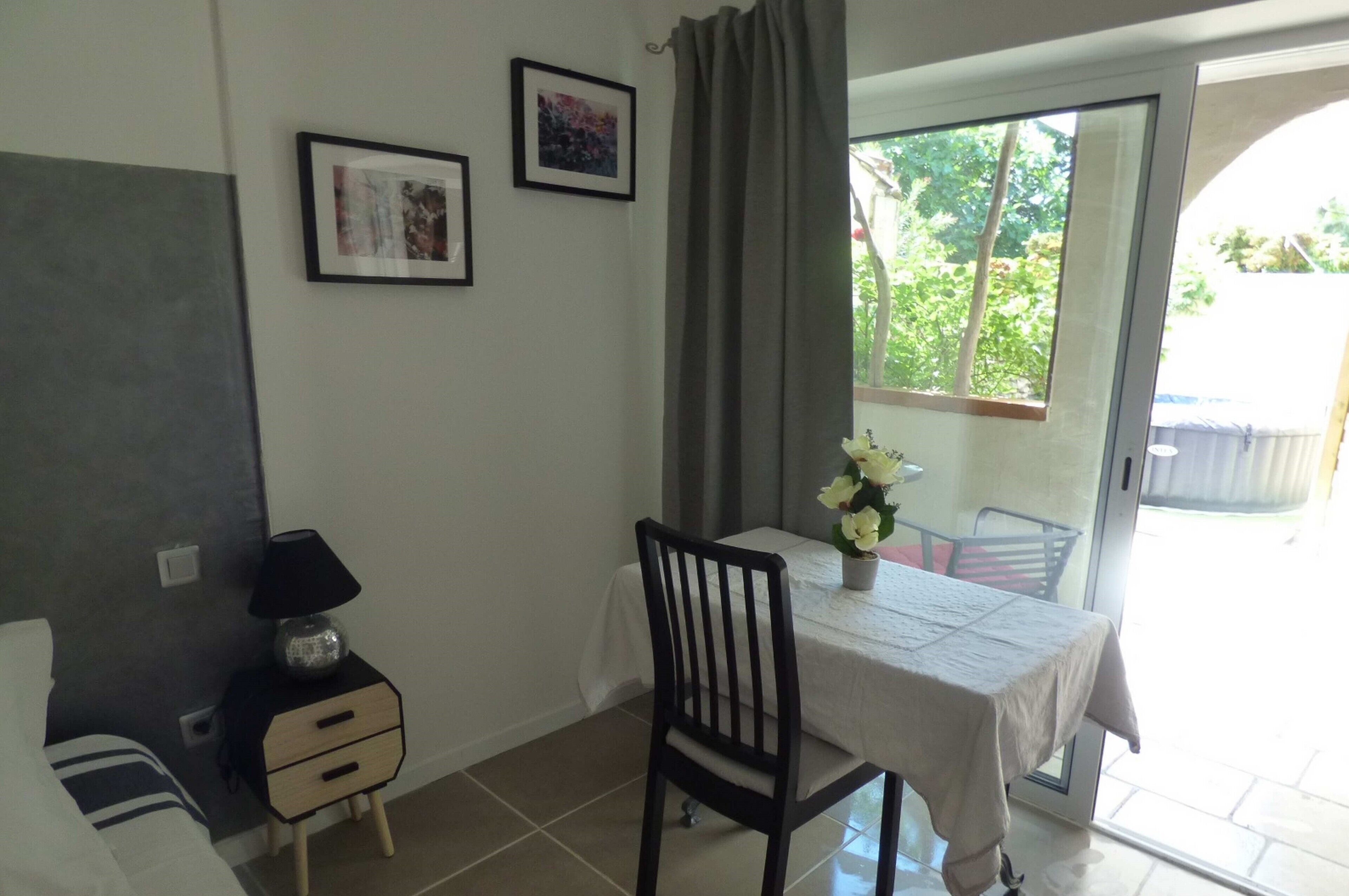 Comfort Double Room, Hot Tub | Premium bedding, individually decorated, individually furnished