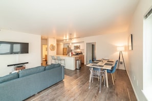 Televisión y estéreo