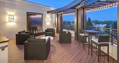 Business or Fun 1BR Urban Flat W/pool + Spa & Wifi