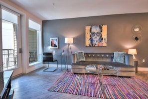 Fernseher, Stereoanlage