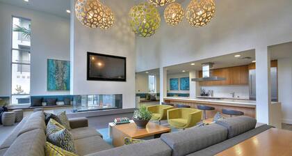 Brand New!! Urban Flat 2br/2ba Close to Levi's!