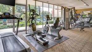 Fitness facility - Designer Urban Flat 1BR - DT Palo Alto by Stanford (Palo Alto)