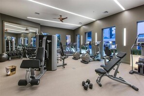 Fitness facility - Business Urban Flat 1BR Near Cisco HQ + Levi's! (San Jose)