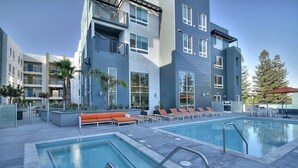 Pool - Eye-catching Urban Flat Huge 2BR by Levi's + Cisco (San Jose)