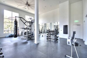 Fitness facility - Central 2BR Urban Flat in @sanjose - Close to All! (San Jose)