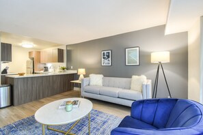 テレビ、ステレオ