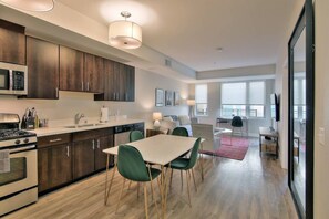 烤箱、炉灶、洗碗机、茶具/咖啡用具