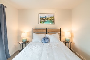 1 habitación, tabla de planchar con plancha, wifi y ropa de cama 