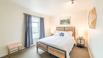 1 kamar tidur, setrika/meja setrika, Wi-Fi, dan seprai linen