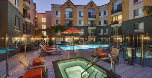 Urban Flat @ Downtown Redwood City