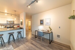 Private kitchen - Urban Flat @ Bellevue (Bellevue)