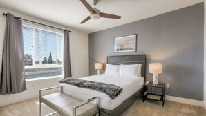 1 bedroom, iron/ironing board, WiFi, bed sheets - Urban Flat @ Miltpitas (Milpitas)