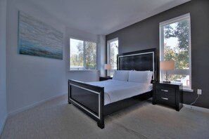 1 kamar tidur, setrika/meja setrika, Wi-Fi, dan seprai linen