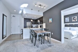 Oven, stovetop, dishwasher, coffee/tea maker