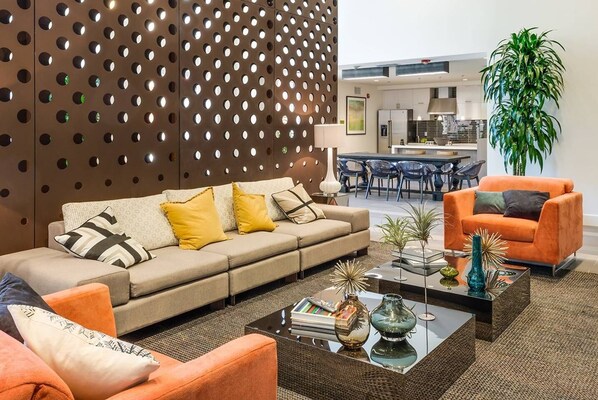 TV, stereo - Brand New Urban Flat! - San Mateo Business Travel (San Mateo)