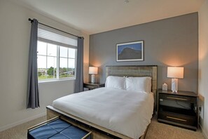 2 soverom, strykejern/-brett, wi-fi og sengetøy