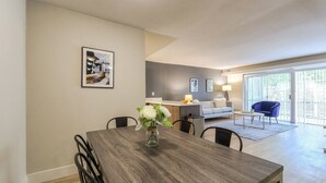 Unclassified image, 2 of 21, button - Brand New Urban Flat 2br/2ba + Pool + Wifi +gym (Foster City)
