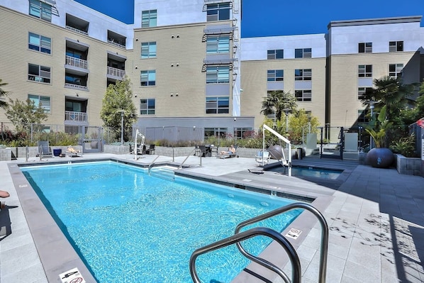 Alberca al aire libre