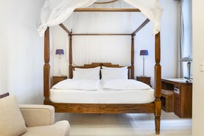 Large Room | Literie de qualité supérieure, couette en duvet d'oie