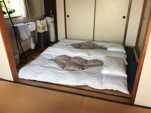 2 chambres, Wi-Fi gratuit, draps fournis