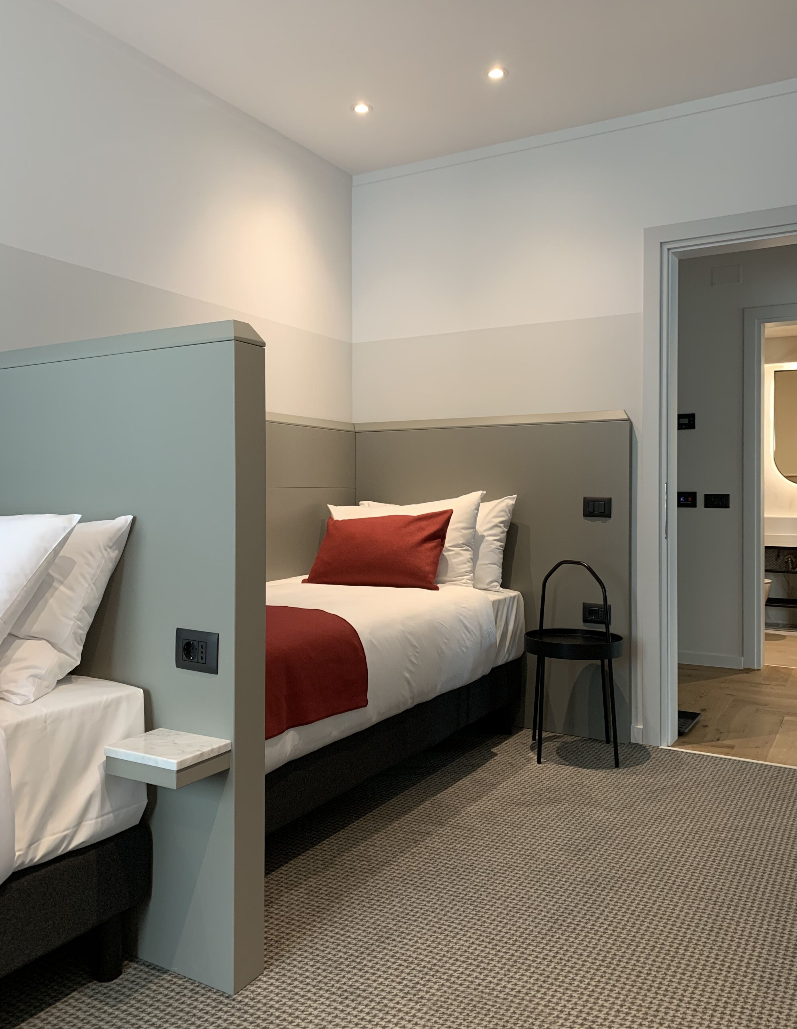 Apartamento Deluxe, 2 habitaciones | Ropa de cama de alta calidad, caja fuerte, decoración individual