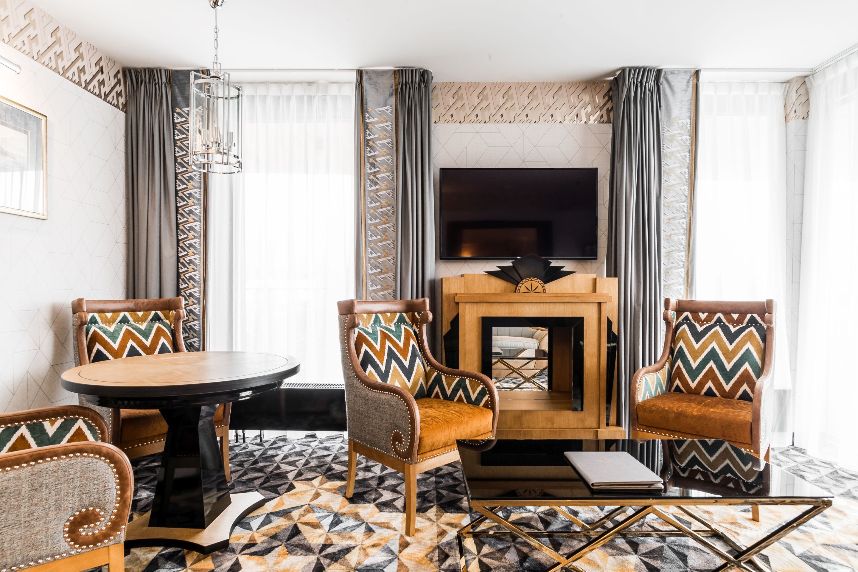 Suite | Living room | Flat-screen TV