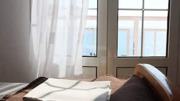 Caja de seguridad en la habitación, wifi gratis y ropa de cama