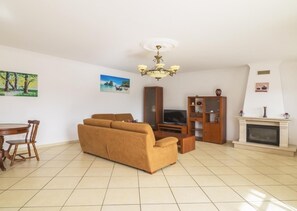 Smart TV, fireplace, books - Private Swimming Pool, Free Wifi, Air conditioning, bbq (Albufeira)