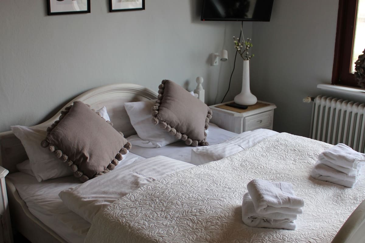 Basic Double Room | 1 bilik tidur, dihias secara berasingan