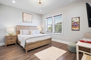 6 bedrooms, free WiFi, bed sheets