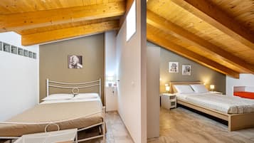 2 bedrooms, individually decorated, desk, blackout curtains