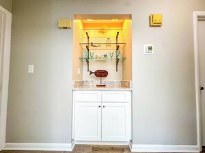 Interior - Experience Tilghman Beach and Racquet Club Unit 320! 3 Bedroom Ocean View Condo. Pools, Tennis, Close to Main Street! (North Myrtle Beach)