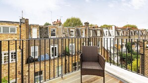 Stunning luxury new flat with 2 roof terraces | City view - Top Floor Flat - Mimosa Street (London)