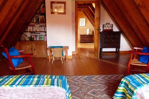 3 chambres, fer et planche à repasser, lit parapluie, Wi-Fi gratuit