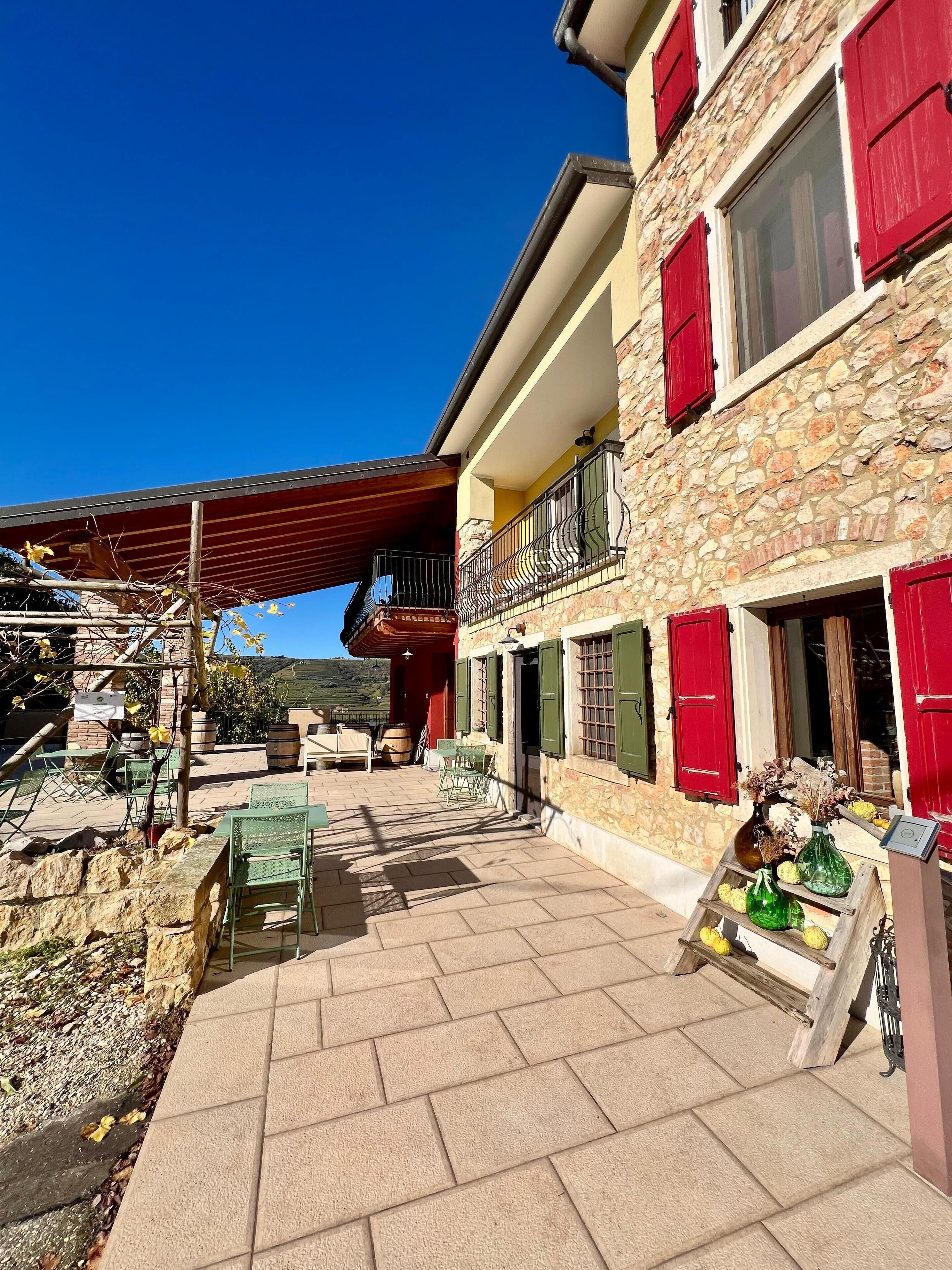 Facciata della struttura