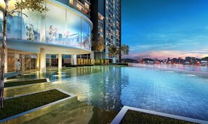Outdoor pool - NEW Premium Homez Suite (Butterworth)