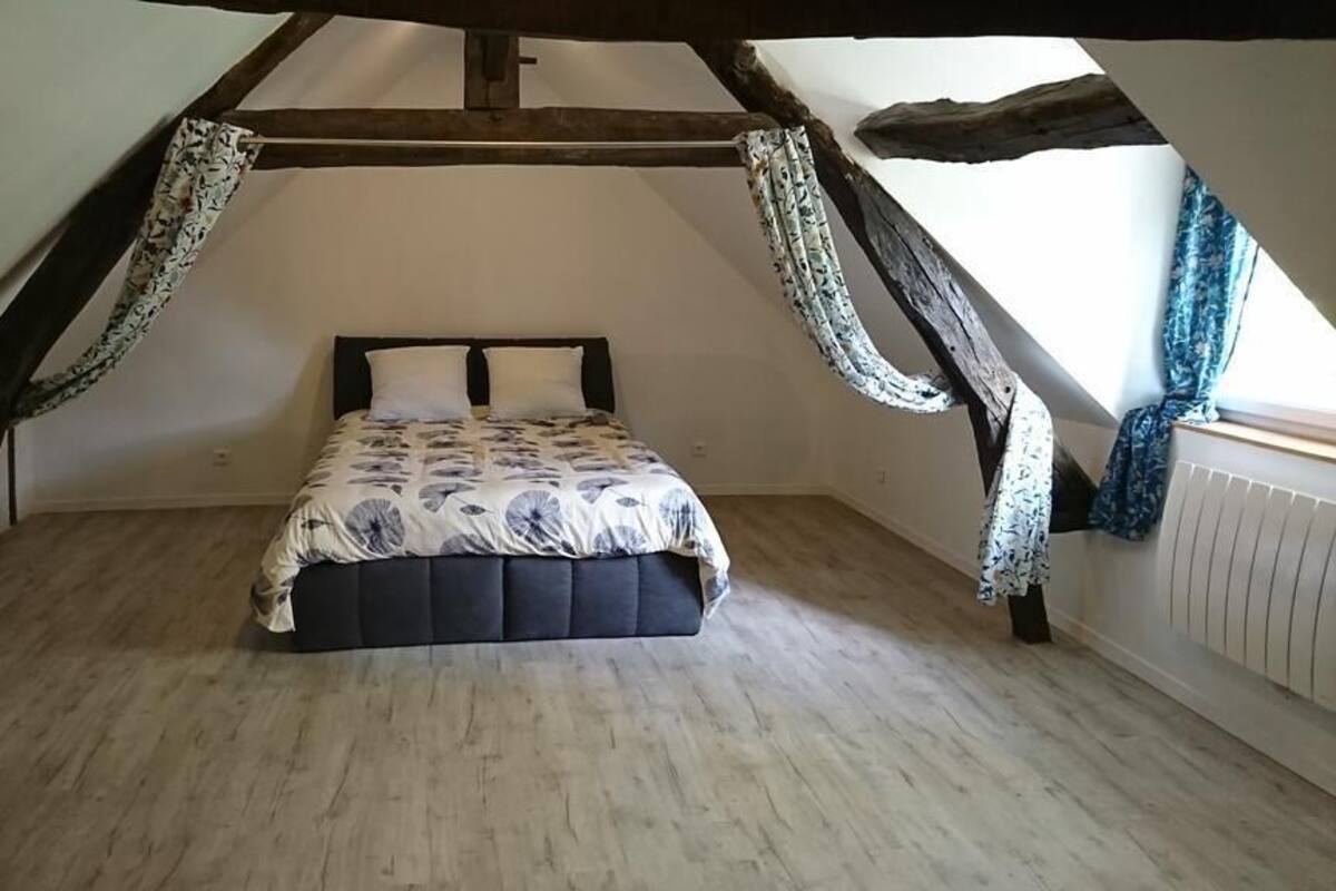 Family Suite | Free WiFi, individually decorated, individually furnished, bed sheets