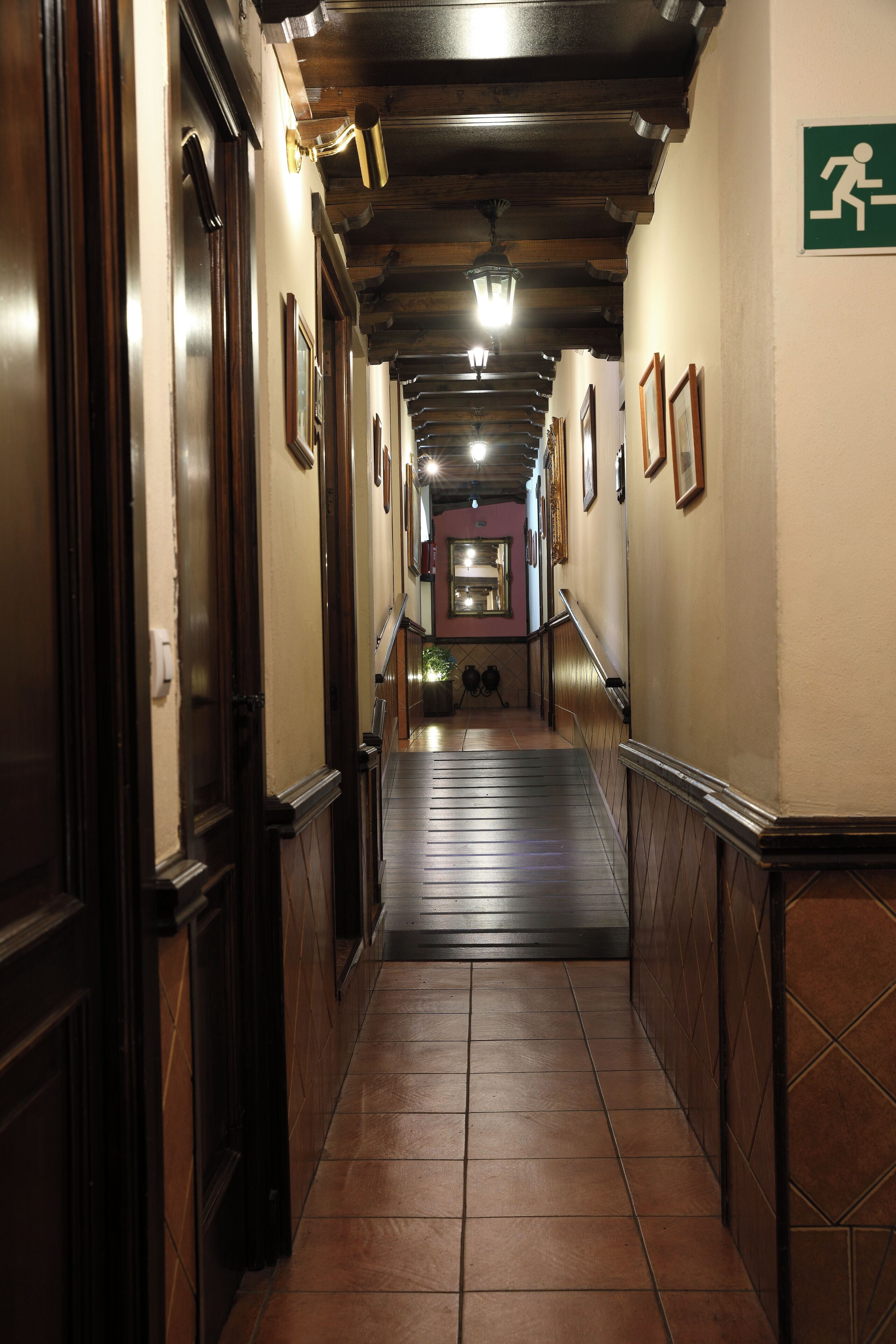 Télévision à écran plat