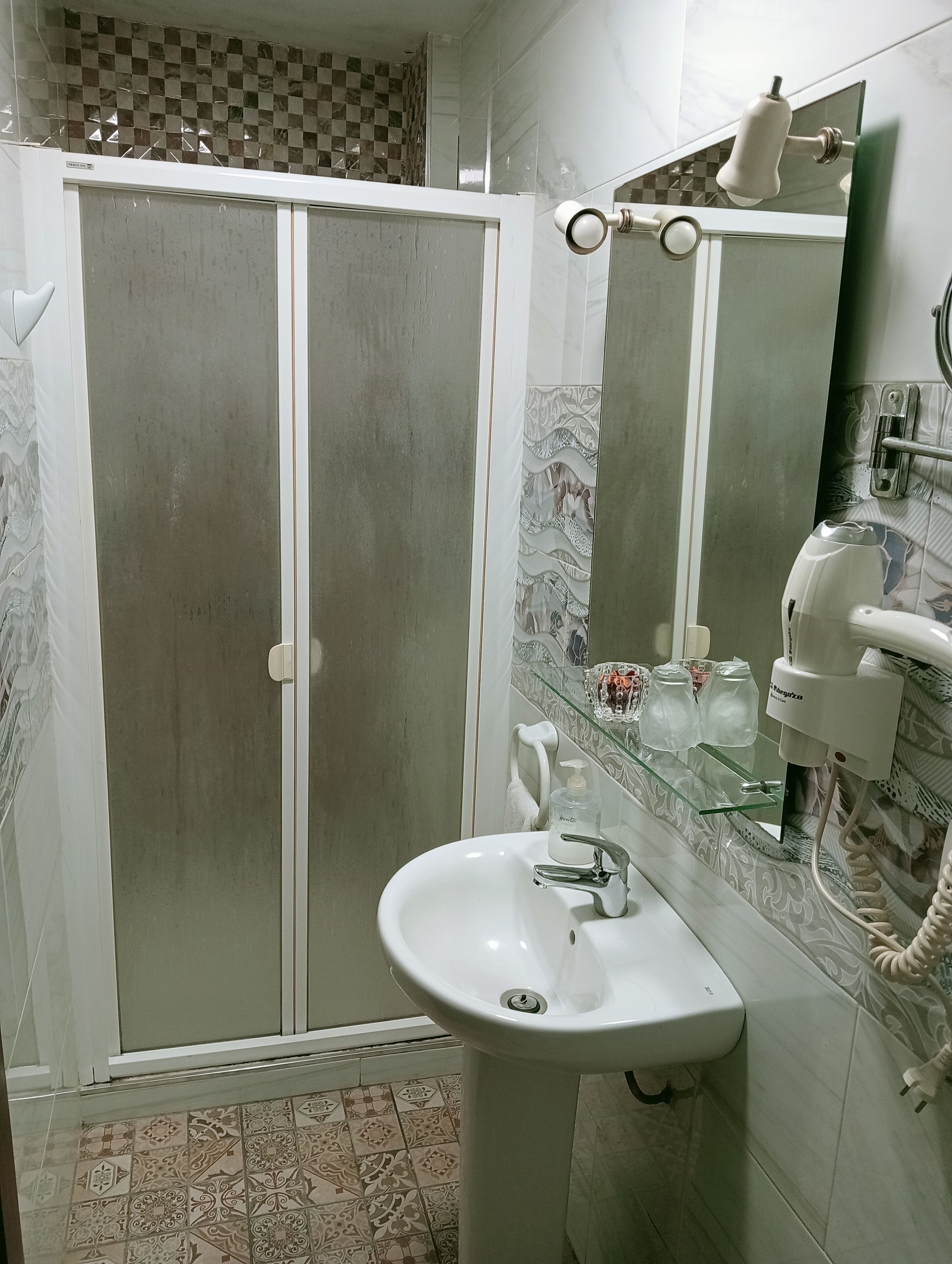 Foto - Hostal Rocio
