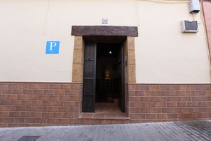 Entrada al alojamiento