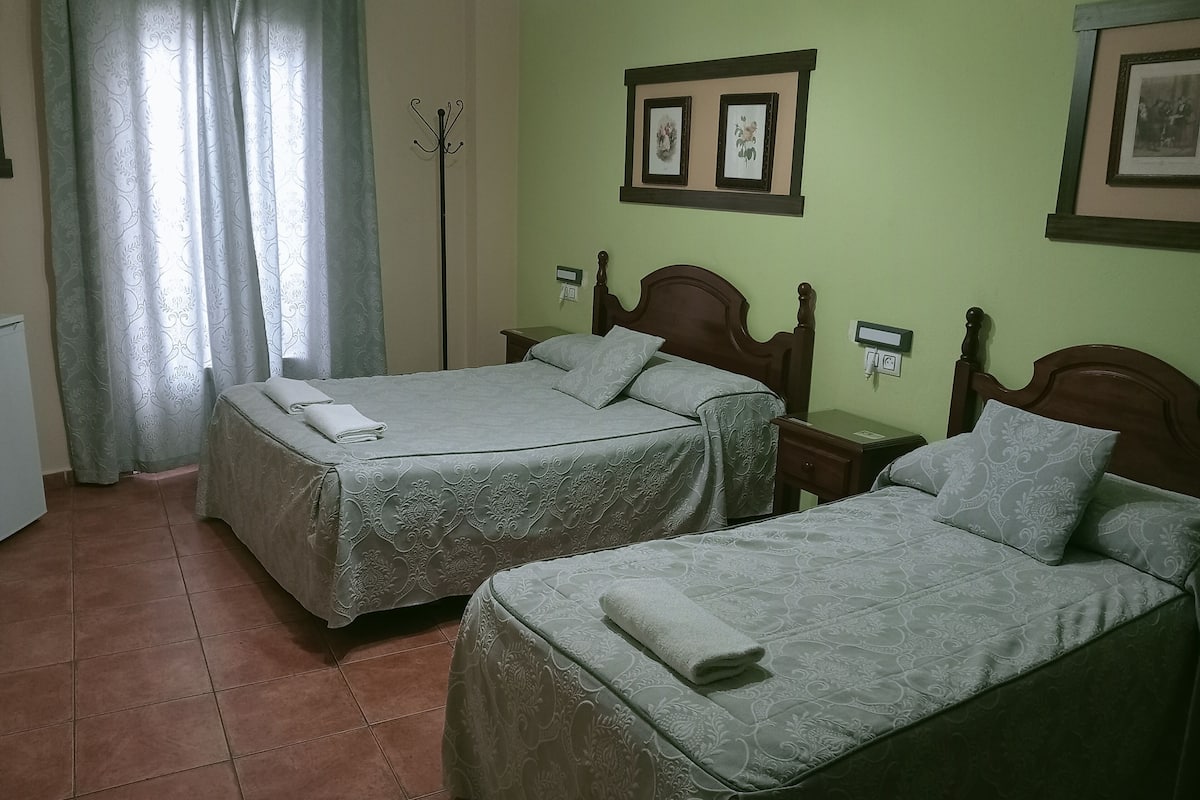 Sistema de insonorización, wifi gratis y ropa de cama