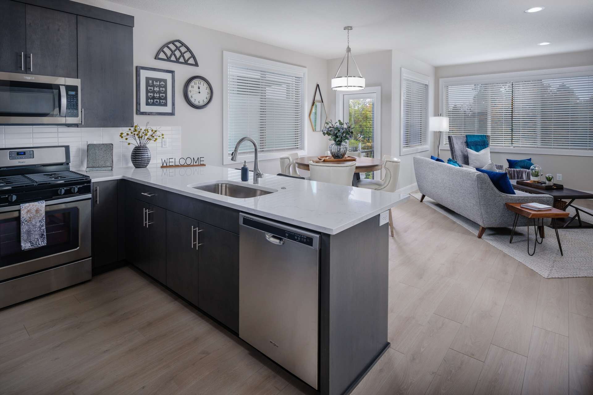 New Southeast Portland Construction, Bright Open Floor Plan, Foosball Table, Walk to MAX Station