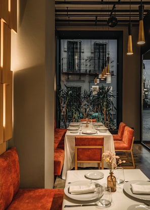 Dining - Hotel Vincci Selección Unuk 5* GL (Seville)