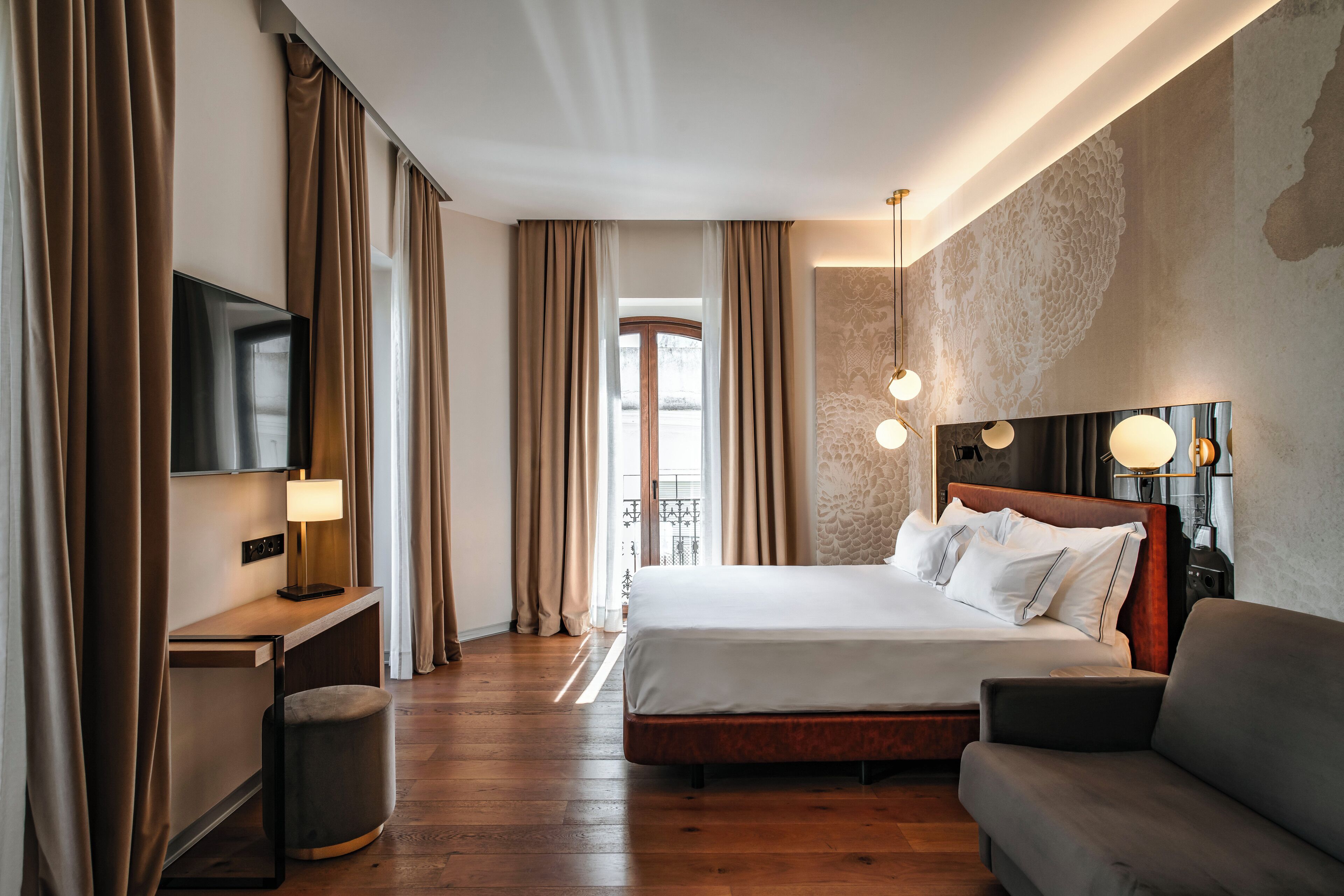 1 bedroom, premium bedding, down duvets, memory-foam beds