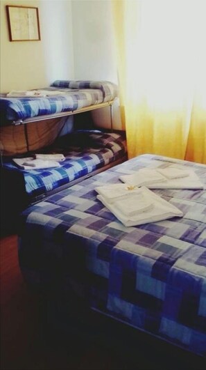 Basic-Vierbettzimmer | 1 Schlafzimmer, kostenloses WLAN